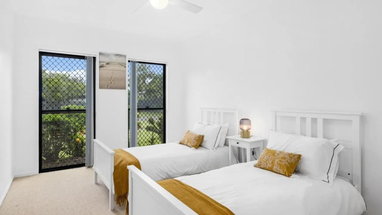 Ferienhaus Tranquil Canal Front Holiday House Banksia Beach